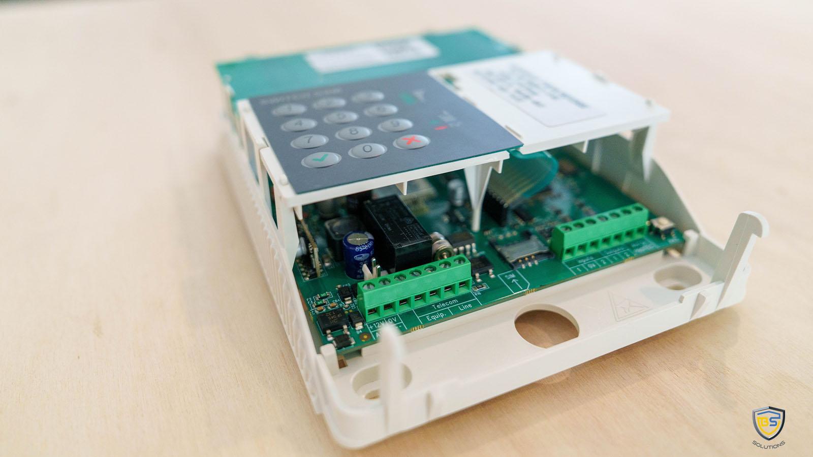 Transmetteur d’alarme permettant la transmission mobile des alertes
